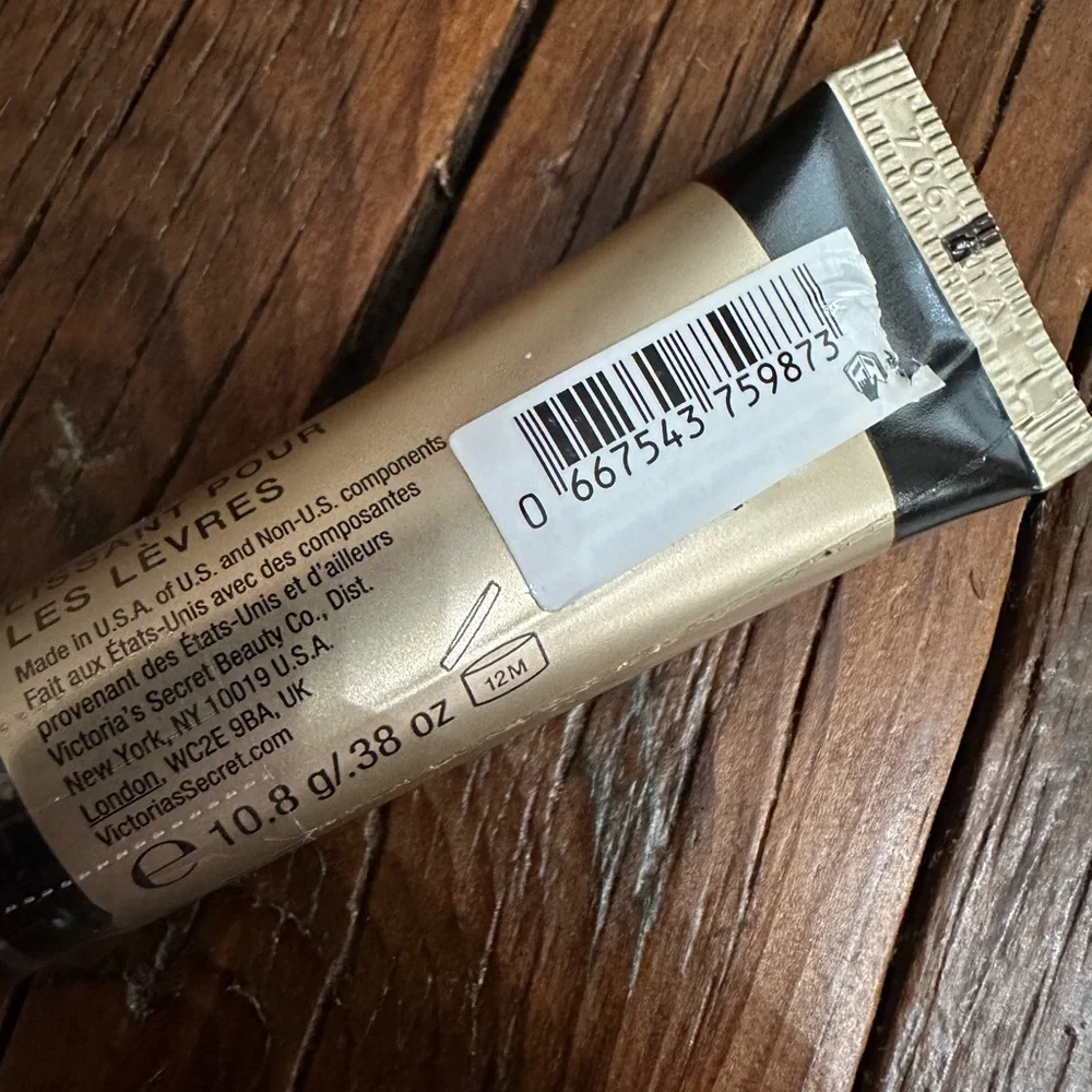 Victoria’s Secret Sugar Scrub Lip Smoother